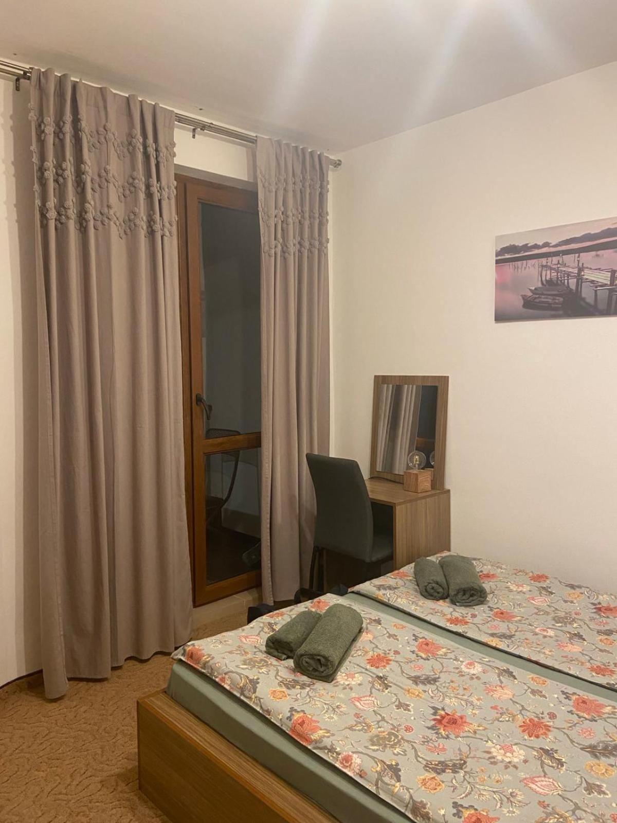 Elitsa Apartment ปอมโปโรโว ภายนอก รูปภาพ